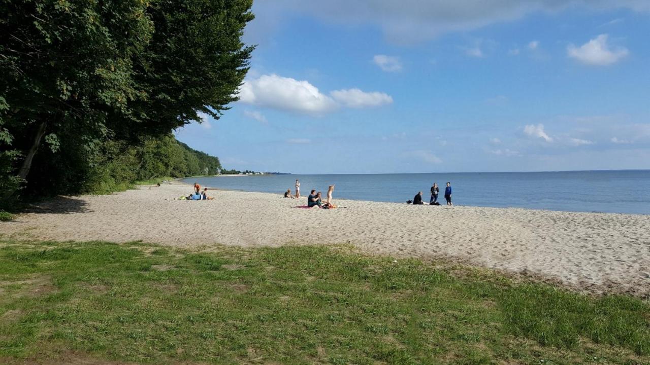 Terrassenwohnung "Gartenblick" - Haffresidenz Garz  Bagian luar foto
